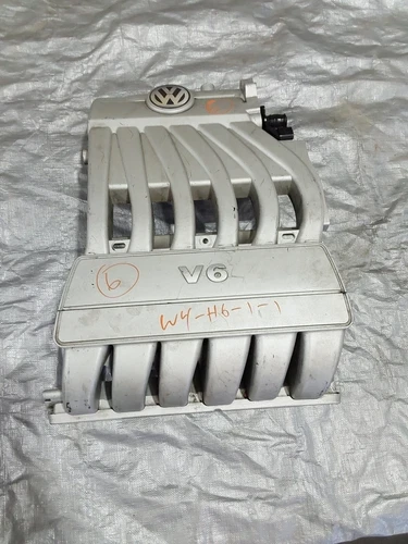 2006 Volkswagen 07 Passat 3.6L Used OEM Intake Manifold 03H133185F