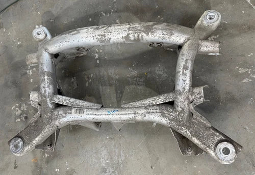 12-19 BMW F10 M5 F06 F12 F13 M6 S63N REAR AXLE CARRIER SUBFRAME OEM used OEM rear subframe and crossmember