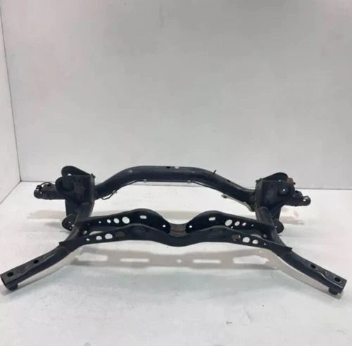 2012-2018 VOLKSWAGEN PASSAT Rear Subframe Crossmember Frame Cross Member OEM used OEM rear subframe and crossmember