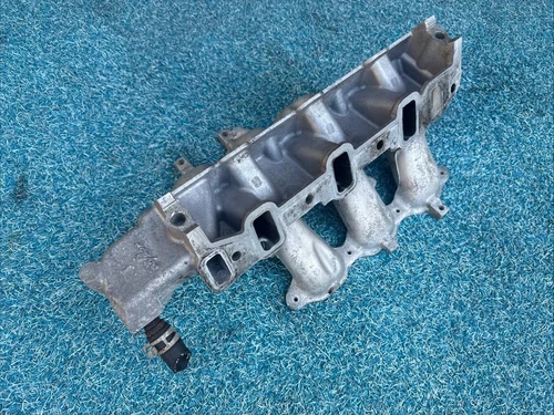 2007-2011 Jeep Wrangler 3.8 Lower Used OEM Intake Manifold 04781035AJ