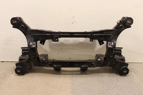 2016-2020 KIA SORENTO AWD REAR SUSPENSION SUBFRAME UNDERCARRIAGE CROSSMEMBER OEM used OEM rear subframe and crossmember