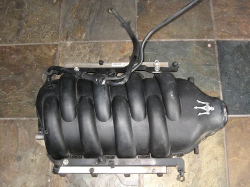 Maserati Quattroporte Granturismo Used OEM Intake Manifold with Injector Rail Injectors