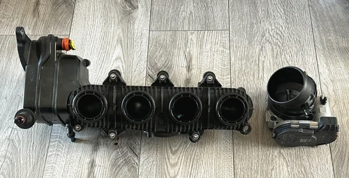 2021-2023 Mercedes-Benz 2022 CLA45 GLA45 Used OEM Intake Manifold with Throttle 1390900802