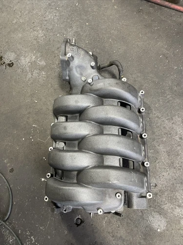 2006-2008 Audi RS4 B7 06-08 079 133 201 J Used OEM Intake Manifold