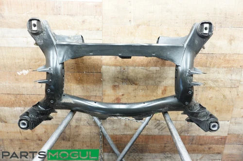 2012-2018 BMW 328I F30 REAR SUBFRAME CROSSMEMBER W/ SWAY BAR OEM used OEM sway bar