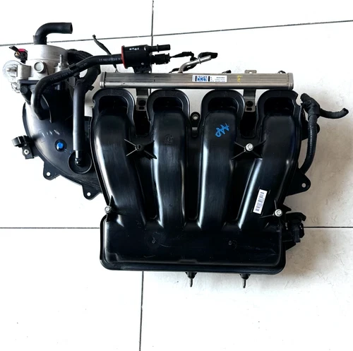 2016 Ram Promaster City / -22 / 2.4L / Used OEM Intake Manifold with Throttlebody
