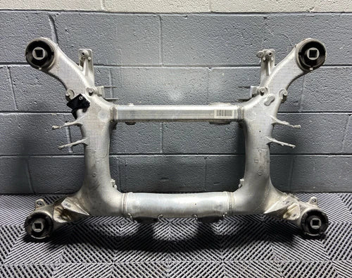 2018 2019 2020 2021-2023 BMW M5 F90 M8 F91 Rear Subframe Cross Member OEM used OEM rear subframe and crossmember