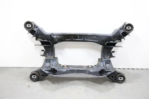 2017-2023 GMC ACADIA REAR SUBFRAME UNDERCARRIAGE CROSSMEMBER CRADLE OEM 84660445 used OEM rear subframe and crossmember