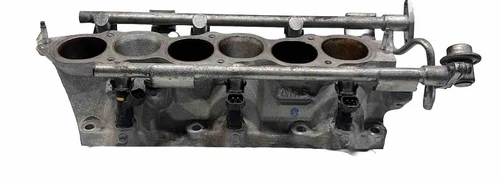 2007 Infiniti M35 Lower Used OEM Intake Manifold with Fuel Rail 3.5L VQ35DE