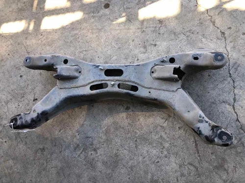 2004-2007 CHEVY MALIBU REAR Crossmember Subframe Assembly OEM NTBK used OEM rear subframe and crossmember