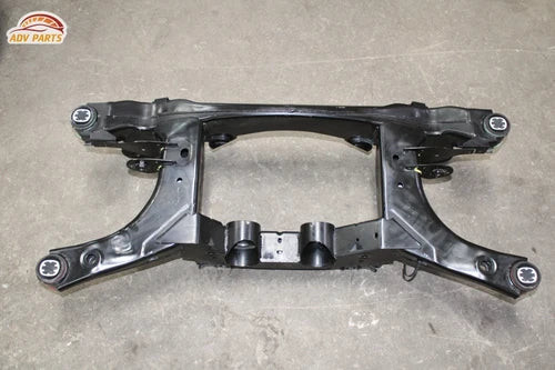 2020-2023 FORD ESCAPE AWD REAR SUBFRAME SUB FRAME CROSSMEMBER CROSS MEMBER OEM used OEM rear subframe and crossmember