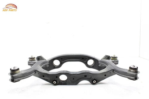 15-20 MERCEDES GLA250 X156 REAR SUBFRAME SUB FRAME CROSSMEMBER CROSS MEMBER OEM used OEM rear subframe and crossmember