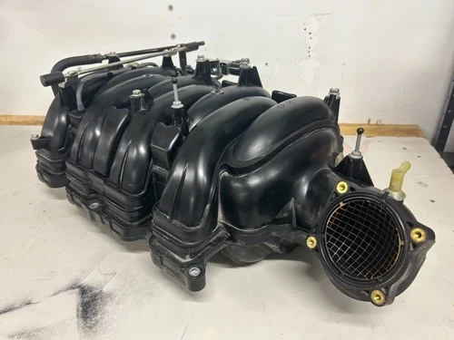 2020 Toyota Tundra (5.7L 3UR-Fe) Used OEM Intake Manifold