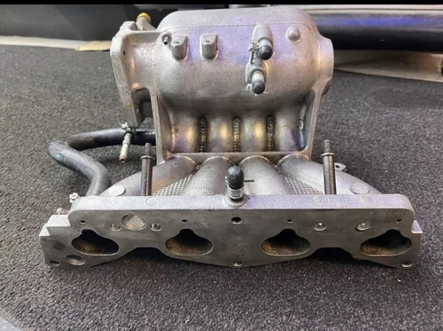 1999-2000 Honda Civic Ex Manual 5 Speed VTEC P2P Ipt-4 D16 Used OEM Intake Manifold D16Y8