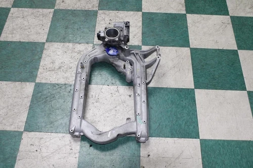 2003-2004 F250 6.0L Diesel Plate Air Flow Oe Oe Used OEM Intake Manifold