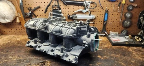 Gm LS2 4.8 5.3 6.0 Cathedral Port 25383922 Used OEM Intake Manifold