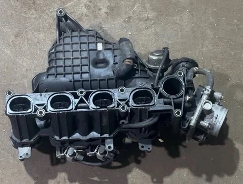 2004 Mazda 3 Plastic 2.3L Without Turbo Used OEM Intake Manifold 4S4G9F479AB
