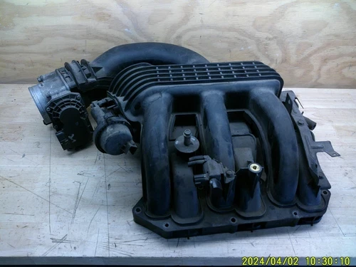2005-2015 Nissan Xterra 4.0L Upper 07 08 09 10 11 12 13 14 Used OEM Intake Manifold
