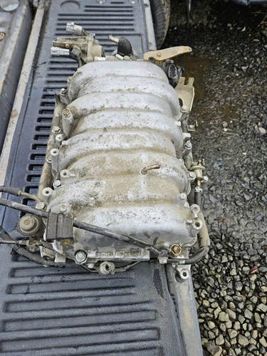 1998-2004 Toyota Land Cruiser Lexus 4.7L V8 Used OEM Intake Manifold