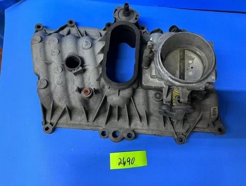 1997 Chevrolet 1500 Pickup 5.0L Upper Used OEM Intake Manifold with Throttle Body