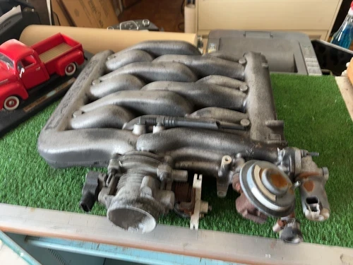 1998-2000 Contour SVT 2.5L Ho Upper 1999 Needs Tlc Used OEM Intake Manifold
