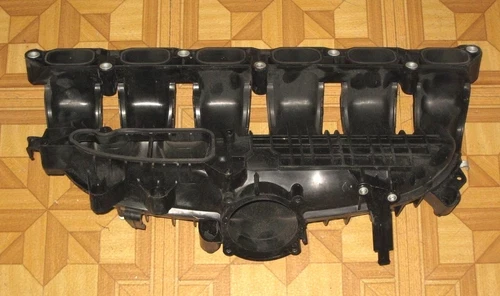 BMW 135I 335I 535I 640I 740I X1 X3 X5 X6 , Part# 11617576911 Used OEM Intake Manifold
