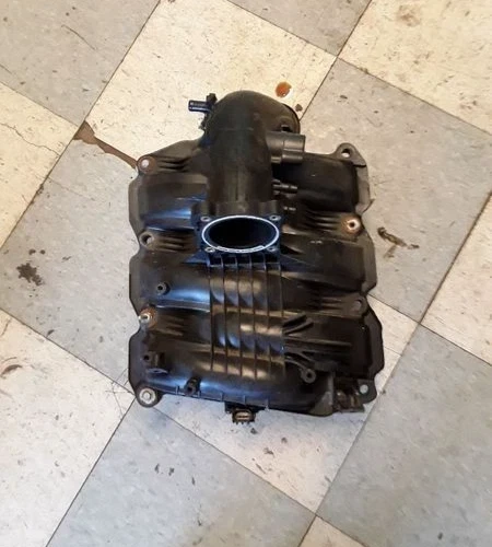 2009-2012 Dodge Dakota Nitro Jeep Liberty 3.7L Used OEM Intake Manifold