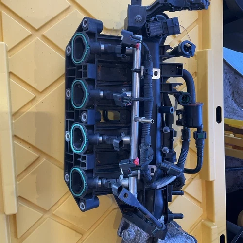 2014-2020 Fiat 500L 1.4L Used OEM Intake Manifold 04627177AB