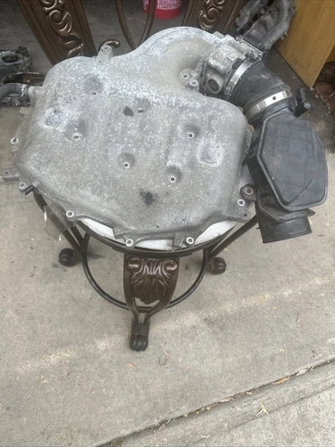 2007 Nissan M35 Used OEM Intake Manifold with Throttle Body 14010-AM61A