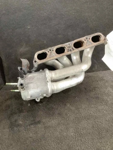 1999-2002 Toyota Corolla 1.8L 1ZZFE 99-02 Used OEM Intake Manifold