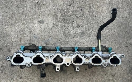 2001-2005 Lexus Lower & Fuel Rail 2JZ-Ge 3.0L 01-05 Used OEM Intake Manifold IS300