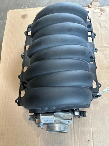 2014-2023 Chevrolet Silverado 5.3 1500 Used OEM Intake Manifold with Throttle Body 12623417