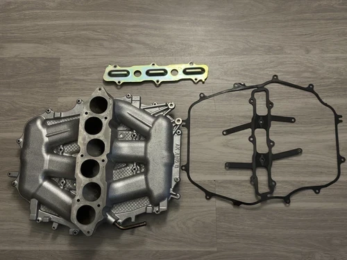 2005-2006 350Z 05-07 G35 VQ35DE Revup Lower Plenum . Used OEM Intake Manifold