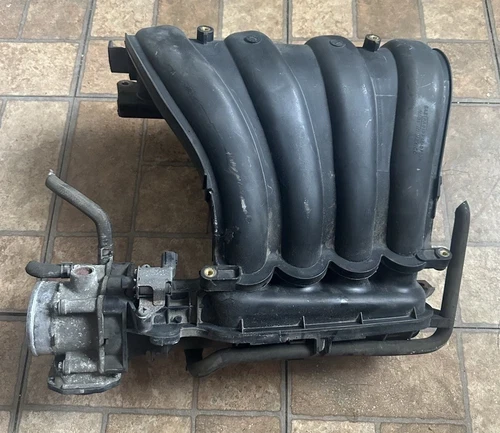 2007-2012 Nissan Versa Used OEM Intake Manifold 14001EL01A