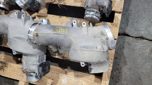 2015-2019 Ford Air Intake Lower Manifold 6.7L F350 Super Duty 15-19 - IM-OEM-20250930-06436 Used OEM Intake Manifold