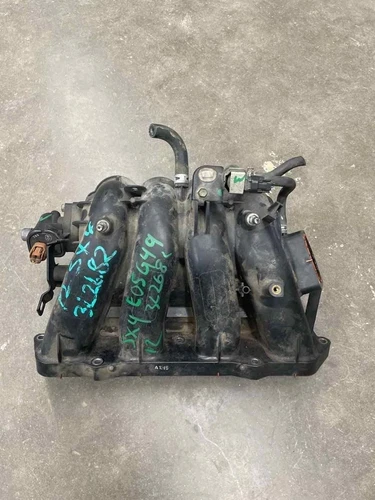 2010-2013 Suzuki SX4 W Runner Valve Control 2.0 Used OEM Intake Manifold