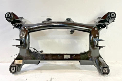 2019-2023 BMW 330i RWD REAR SUSPENSION SUBFRAME CROSSMEMBER CRADLE 2.0L # 98471 used OEM rear subframe and crossmember