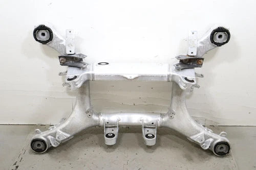 2016 - 2022 BMW 740I G12 REAR SUSPENSION SUBFRAME CROSSMEMBER CRADLE OEM used OEM rear subframe and crossmember