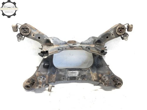 2014-2019 INFINITI Q70 Q70L REAR SUBFRAME CROSSMEMBER OEM used OEM rear subframe and crossmember
