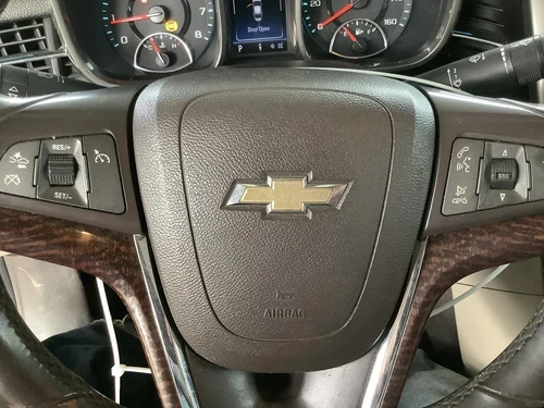 2013 Steering Wheel Fits: 2013 Chevrolet Malibu Driver Wheel Used OEM Airbag