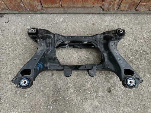 P310157 2010-2015 Jaguar XJ XJL Rear Subframe Crossmember Frame RWD 5.0L OEM used OEM rear subframe and crossmember