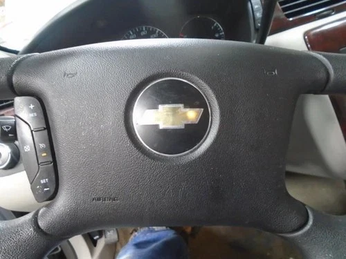 2006-2016 Chevrolet Impala Driver Steering Wheel Used OEM Airbag