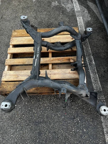 2011-14 Porsche Cayenne S Rear Subframe Sub Frame Crossmember OEM used OEM rear subframe and crossmember