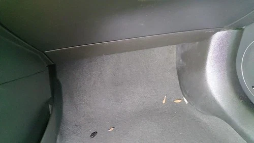 2016 Chevrolet Cruze Passenger Knee Used OEM Airbag - product image 1
