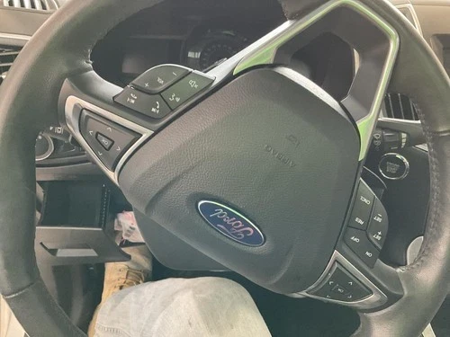 2015 Ford Edge Driver Steering Wheel Used OEM Airbag - product image 1