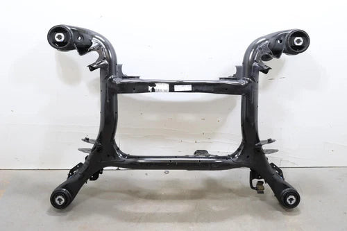 2017 - 2025 AUDI Q7 REAR UNDERCARRIAGE SUBFRAME CROSSMEMBER CRADLE OEM 4M0500025 used OEM rear subframe and crossmember