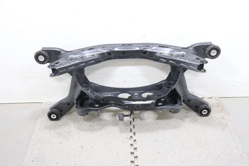 2019 - 2025 TOYOTA RAV4 REAR SUSPENSION SUBFRAME CROSSMEMBER CRADLE OEM used OEM rear subframe and crossmember