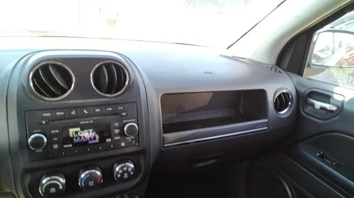2011 Jeep Compass Passenger Dash Used OEM Airbag - product image 1