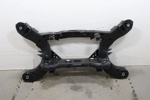 2017 - 2023 DODGE CHALLENGER REAR SUBFRAME UNDERCARRIAGE CROSSMEMBER CRADLE OEM used OEM rear subframe and crossmember