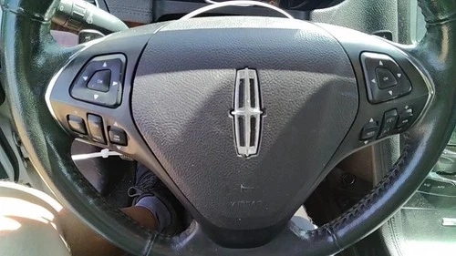 2013 Lincoln MKT Driver Steering Wheel Used OEM Airbag - product image 1
